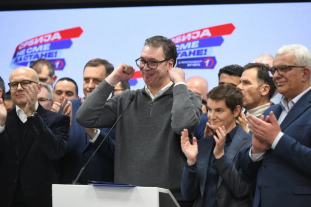 NIKAD VEĆA IZLAZNOST SRBA SA KOSOVA I METOHIJE! Ni opstrukcije Kurtija, ni kilometarske kolone nisu sprečile narod da glasa!