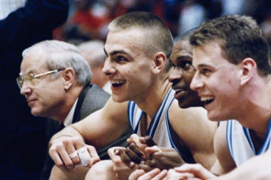 OGROMNA TUGA U SAD: Bivši NBA košarkaš PREMINUO u 53. godini!