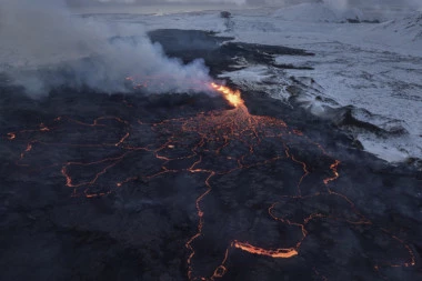 STIŽU OTROVNE ČESTICE SA ISLANDA! Zbog erupcije vulkana, METEROLOG OTKRIO DA LI JE SRBIJA NA UDARU?