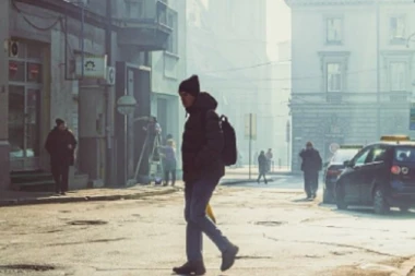 LJUDI NE SMEJU BEZ MASKI NA ULICU: Sarajevo ponovo NAJZAGAĐENIJI GRAD SVETA! Pogledajte koliki je indeks kvaliteta vazduha u komšiluku