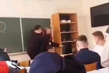 OGLASIO SE PROFESOR KOJI SE POTUKAO SA UČENIKOM U ŠKOLI:  Nisam bio pijan, evo kako je sve počelo!