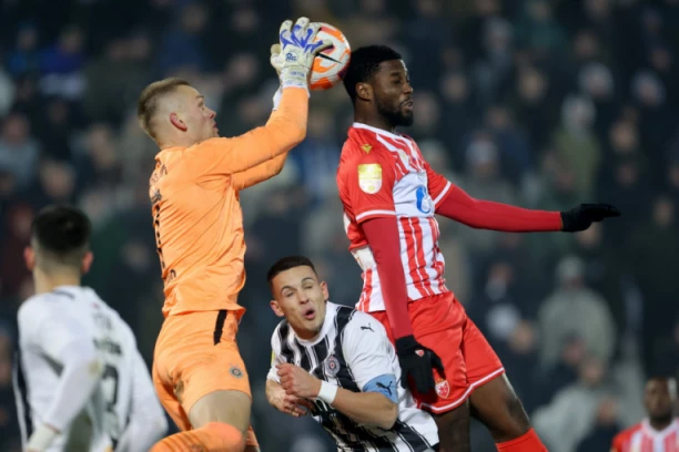 "RAT" VEČITIH U NAJAVI! Zvezda i Partizan ŽELE istog IGRAČA!