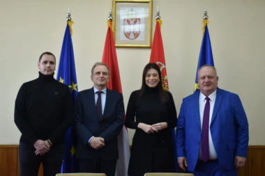 VUJOVIĆ: Ugovor potpisan, rešavamo problem nedostajuće kanalizacije u Leskovcu