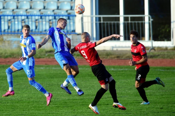 UPISAO SE U KLUPSKE ANALE: Veliki jubilej napadača bogatog internacionalnog iskustva!