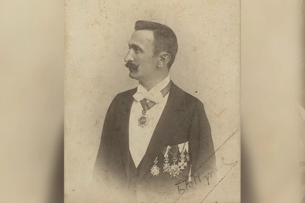PA OVO JE HIT! Pogledajte tekst koji je Branislav Nušić napisao davne 1910. godine: Evo kako je on doživljavao doček Nove godine