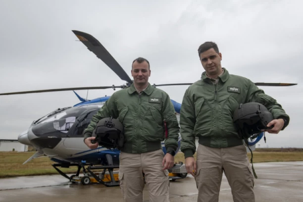 SPAS DOLEĆE S NEBA! REPUBLIKA U POSETI HELIKOPTERSKOJ JEDINICI MUP: Brzinom od 250 na sat ekipa stiže na mesto svake poplave, požara ili druge nesreće (FOTO/VIDEO)
