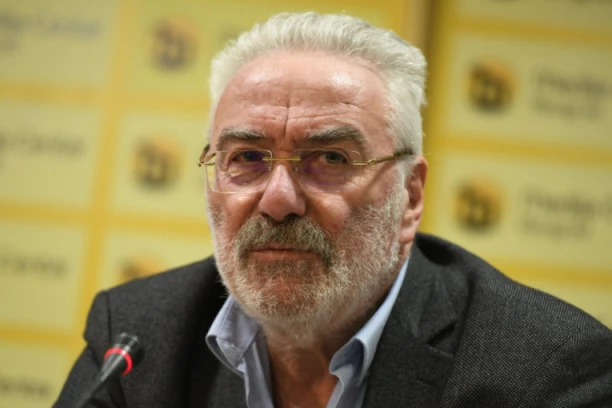 BRANIMIR NESTOROVIĆ NAPRAVIO NOVI POKRET! Kaže da nema predaje i nema povlačenja! EVO KO JE KRENUO ZA NJIM!