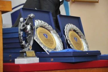 CRVENO-BELI LAUREATI: Savez je doneo odluku - dve vredne nagrade idu u ruke lidera takmičenja! (FOTO GALERIJA)