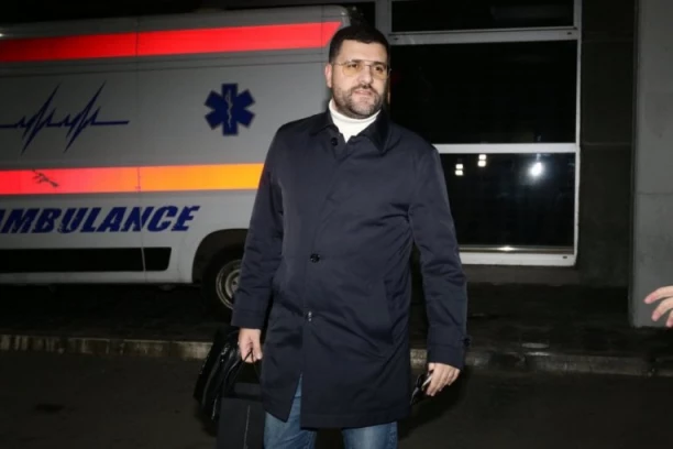 TRAGEDIJA U PORODICI VOJVODIĆ! Pevač SKRHAN BOLOM, emotivnim rečima se oprostio od oca