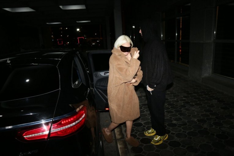 Jelena Karleuša na koncertu Milice Pavlović