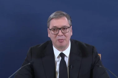 VUČIĆ ARGUMENTOVANO OBELODANIO PRLJAVU IGRU OPOZICIJE! Predsednik tokom obraćanja RASKRINKAO sagu o "fantomskim biračima"