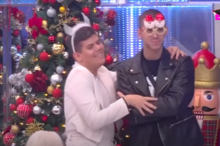 Boža Džons i Uroš Stanić novogidšnje fotkanje