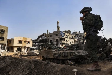 DEČJIM PLAČEM MAME U SMRT! Jeziva taktika Hamasa u uličnim borbama u Gazi!