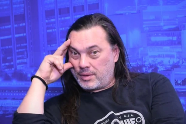 NAPADNUT FIRČI! Poznati muzičar se HITNO oglasio nakon INCIDENTA u Novom Sadu!