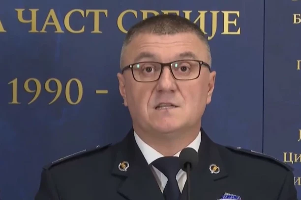 URNISALI POLICAJCE TRI SATA! Svega 2.400 nasilnika terorisalo i razbijalo Skupštinu! NASTAVLJAJU SE HAPŠENJA!