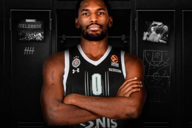 KAKVO POJAČANJE! Džejlen Smit neće igrati SAMO KOŠARKU ZA PARTIZAN! Biće VAŽAN IGRAČ još jednog člana CRNO-BELE PORODICE!