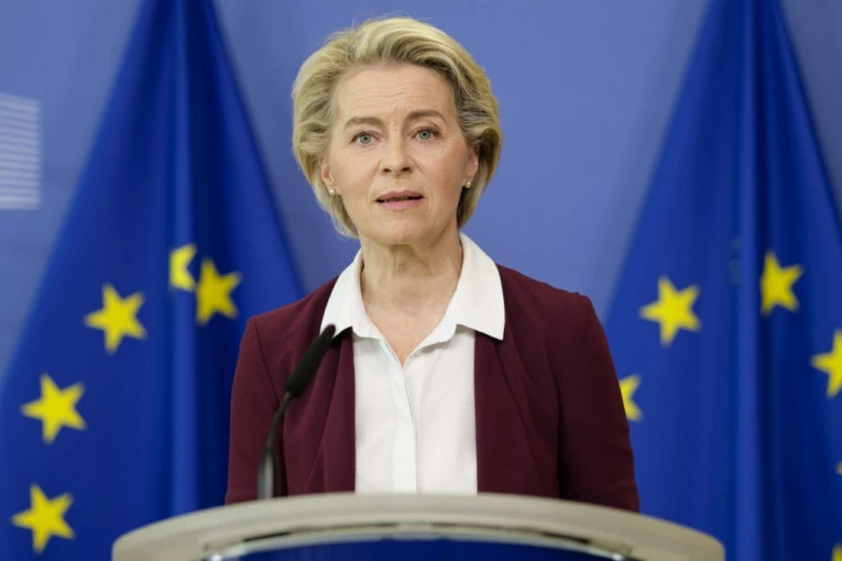 “NE, HVALA, MADAM GENOCID”! Irci opleli po Ursuli fon der Lajen, Evropa se trese od njihove poruke