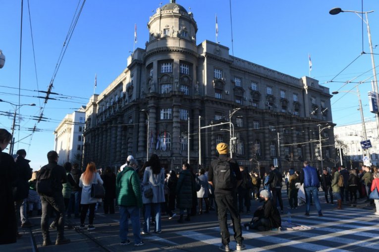 Mali broj studenata se okupio