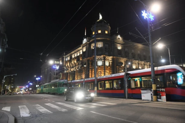 PONOVO PROHODNA KNEZA MILOŠA: Demonstranti napustili raskrsnicu sa Nemanjinom (FOTO)