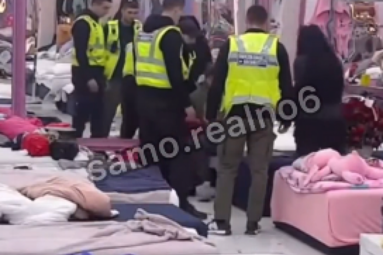 Uroš Stanić divlja po Beloj kući