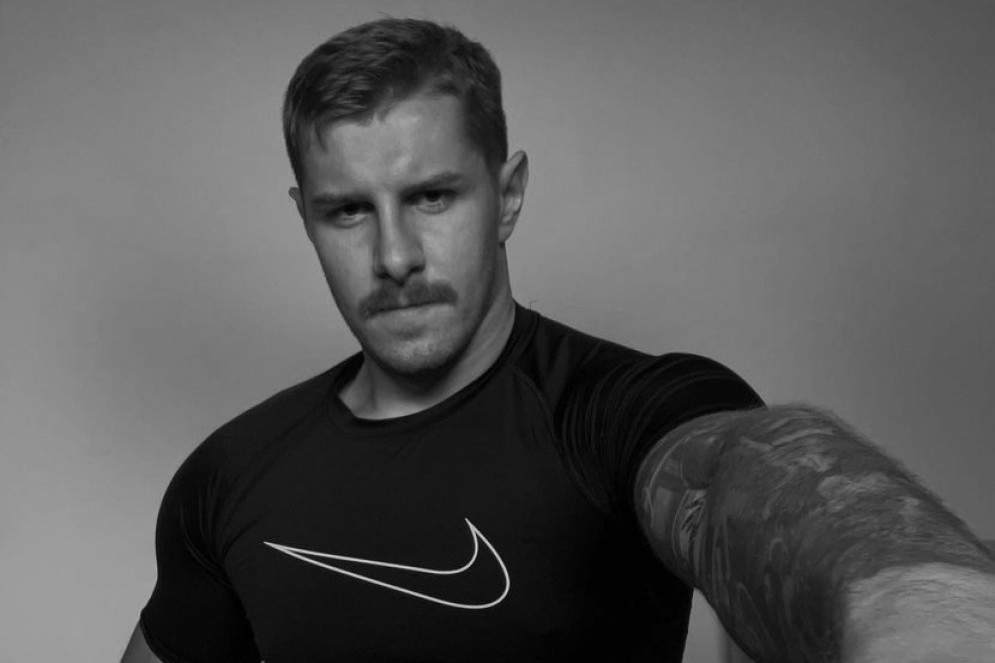 Mihailo Janjušević Twitter i Instagram slike