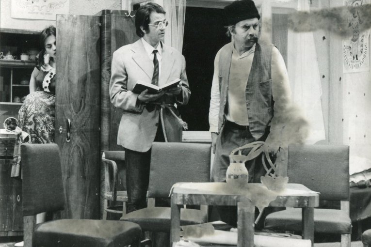 Radovan Treći predstava