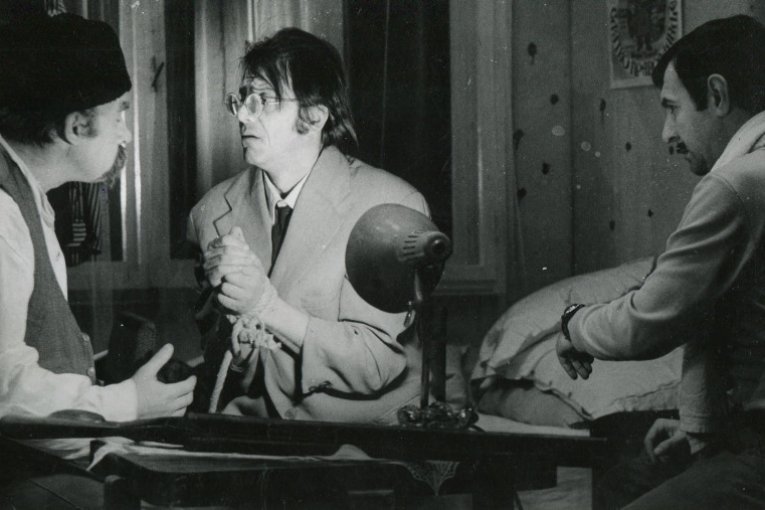 Radovan Treći predstava