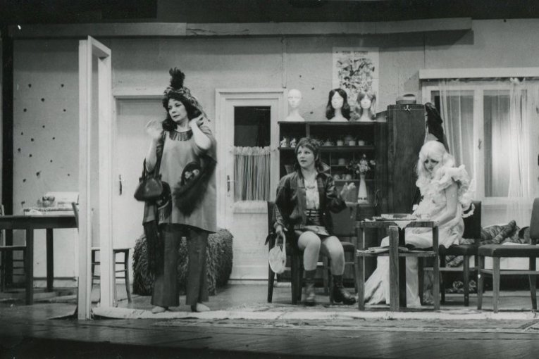 Radovan Treći predstava