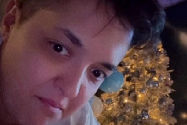 SIKTER! GLEDAJTE SVOJA POSLA! Marija Šerifović ODLEPILA, evo ko joj se meša  u odgoj sina, pevačica se IZBORILA ZA SVOJA PRAVA!