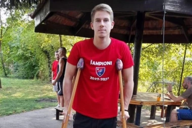 IZA NJEGA JE TEŽAK PERIOD: Povreda ga je pola godine odvojila od terena - sada se vraća da pomogne u borbi za vrh tabele!