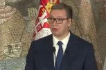 "To traje duže vreme, samo se neki prave da to ne vide"!  Vučić prokomentarisao istraživanja koja pokazuju da je bio najnapadanija ličnost u kampanji!