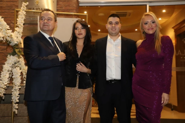 IVICA DAČIĆ NAPRAVIO GALA ŽURKU: Organizovao mezimici PUNOLETSTVO, a među zvanicama su OVA velika imena!