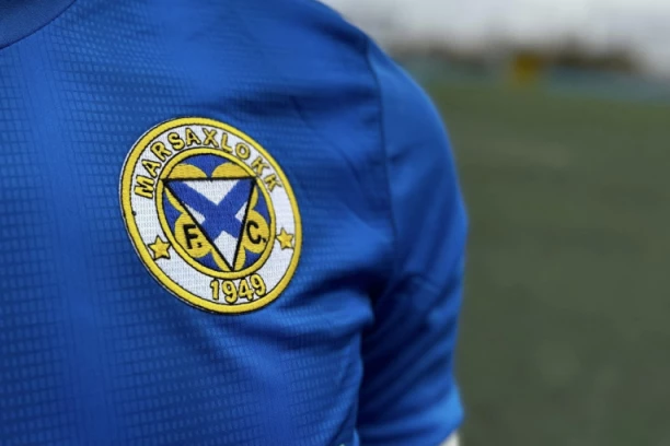 BRZO JE PRONAŠAO NOVI ANGAŽMAN: Šestomesečna odiseja u "srpskoj Atini" je okončana - došlo je vreme da se oproba i na internacionalnoj sceni!