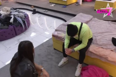 SLOŠILO SE ALEKSIĆU U ELITU: Pojavio se ŠOK SNIMAK, Ša više nije mogao da IZDRŽI, samo je PREVRNUO OČIMA!