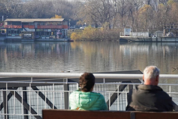 NEVEROVATNA 22 STEPENA U FEBRUARU! Natprosečno toplo vreme - iskoristite sunce, EVO kad nam stižu padavine!