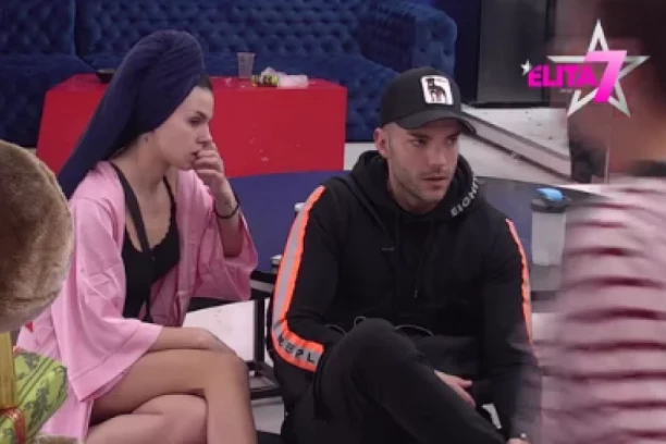 ANITA OCINKARILA MATORU KOD ANĐELA! Doletela nakon OKRŠAJA, Ranković je SPUSTIO: Jela si izmet, SAD GUTAJ!