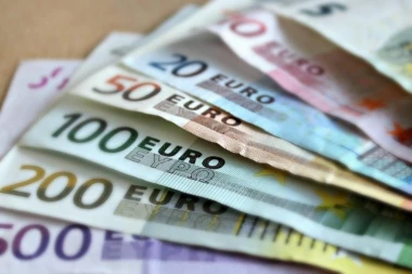 VAŽNO! DANAS POČINJE PRIJAVA ZA NOVU POMOĆ DRŽAVE: Evo kako da dobijete čak 5.000 evra!