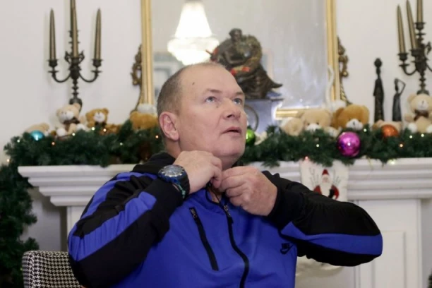 OSMAN KARIĆ PONOVO OPLEO O ANĐELI: Da ovo čuje - POČUPALA BI KOSU SA GLAVE! (GALERIJA)