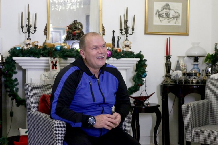 Osman Karić otvorio vrata svog doma pred Novu godinu