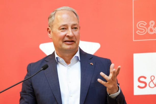 ŠIDER NIJE NEUTRALAN: Njegovo neznanje je apsolutna sramota, apsurdno je to što radi!