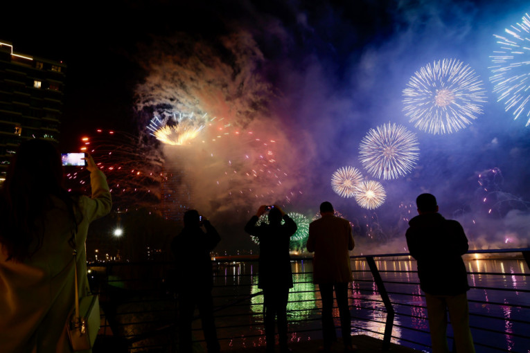 Vatromet iznad Save u Beogradu