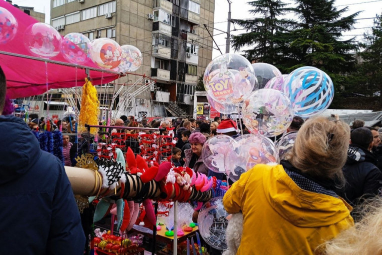 Okupljeni na manifestaciji Ulica otvorenog srca