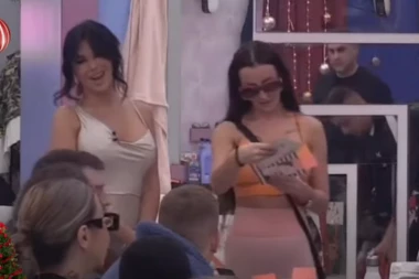 ISTORIJSKI MOMENAT NA PINKU! Slađa Lazić upoznala Staniju Dobrojević, a kad je čula OVE reči smrzla se od ŠOKA!