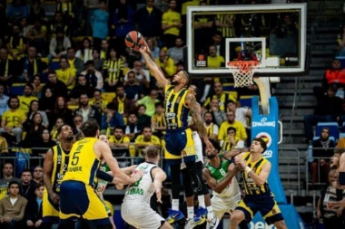 NIŠTA OD ZVEZDE I PARTIZANA! Olimpijakos "krade" večitima nesuđena POJAČANJA!