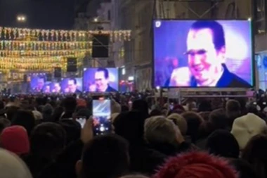 ŠOK! TITO SE OBRATIO LJUDIMA U SARAJEVU ZA NOVU GODINU! Poruka generisana veštačkom inteligencijom oduševila publiku (VIDEO)