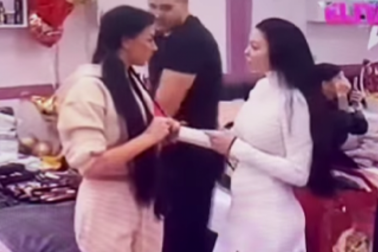 Maja Marinković i Anita Stanojlović