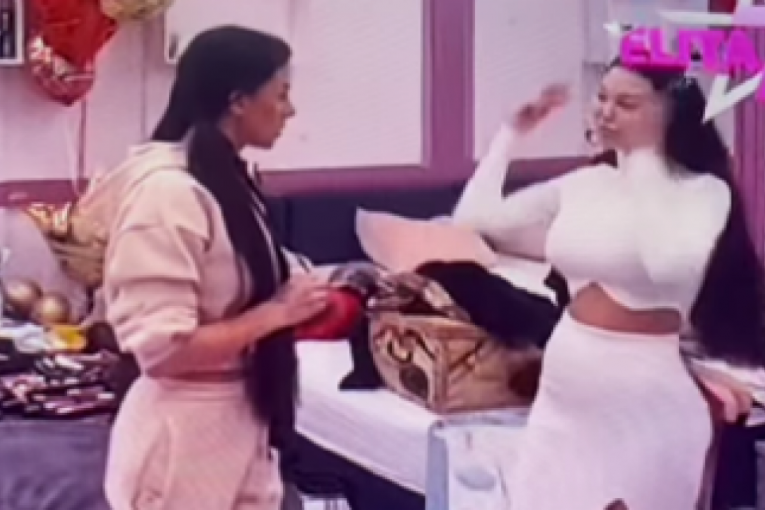 Maja Marinković i Anita Stanojlović