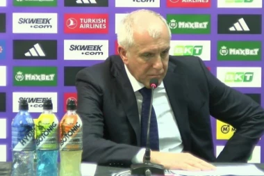 OBRADOVIĆ KRATAK POSLE PORAZA U DERBIJU: Navijači Zvezde vole svoj klub, to je za POŠTOVANJE! Bili smo APSOLUTNO BEZ IDEJE!