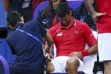 ĐOKOVIĆ SE OGLASIO O SKANDALU U PERTU: Evo ŠTA je srpski teniser imao da kaže na SRAMNU odluku arbitra da mu NE DOZVOLI tajm-aut!