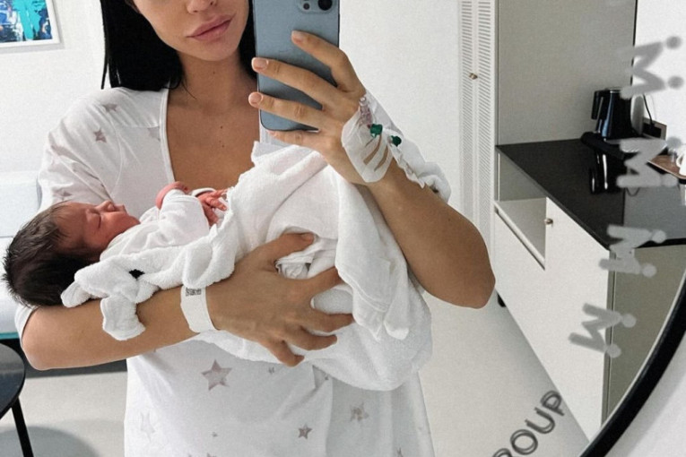 Dejana Živković pokazala bebu